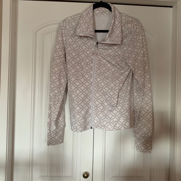 Jacket - Picture 1 of 4